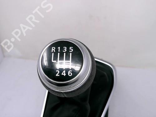 Used Gear lever Gear lever RENAULT CAPTUR II (HF_) LPG (HFMT) (101 hp) 39017265 39017265
