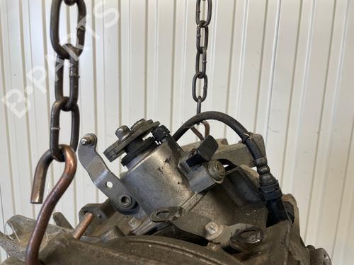 Used Gearbox Gearbox OPEL MERIVA B MPV (S10) 1.7 CDTI (75) (110 hp) 33948083 33948083