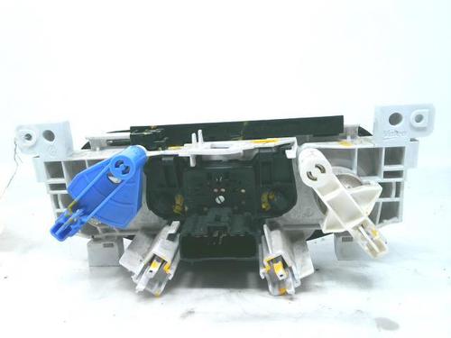 Used Climate control Climate control DACIA SANDERO 1.5 dCi (68 hp) 20916530 20916530