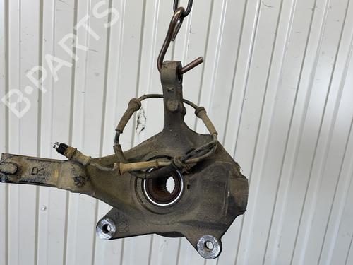 Used Right front steering knuckle Right front steering knuckle RENAULT TRAFIC II Van (FL) 1.9 dCi 80 (FL0B) (82 hp) 32865129 32865129