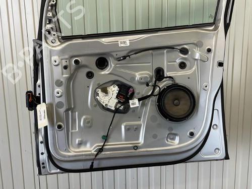 Right front door VW GOLF PLUS V (5M1, 521) 1.9 TDI | BP20910967C3 