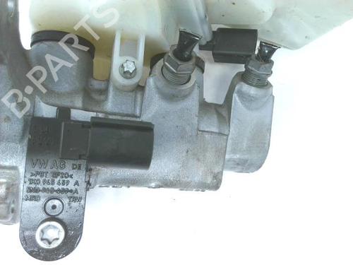 Used Brake master cylinder Brake master cylinder VW GOLF VII (5G1, BQ1, BE1, BE2) 1.6 TDI (105 hp) 20912196 20912196