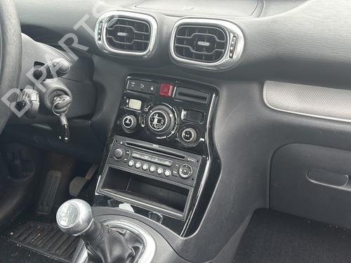 Fuse box CITROËN C3 Picasso (SH_) 1.6 HDi | BP29120301E1 - Image 8