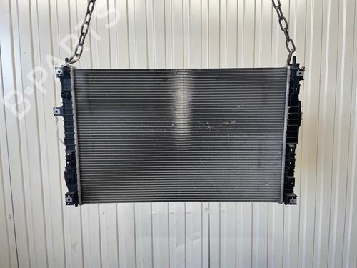 Used Water radiator Water radiator 37729402 37729402