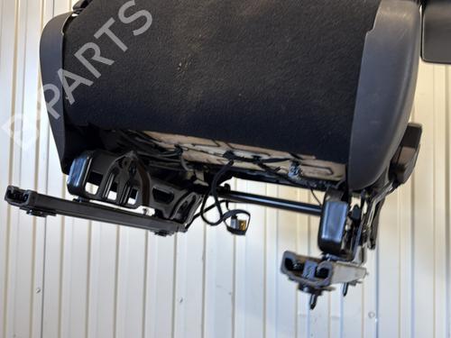 Left front seat CITROËN C3 Picasso (SH_) 1.6 HDi | BP29120294C15  - Image 6