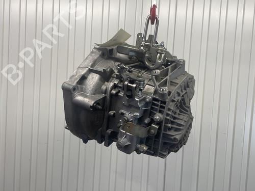 Gearbox OPEL COMBO Box Body/MPV (X12) 1.6 CDTI (B05) | BP31184468M3 