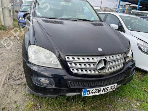 Front right exterior door handle MERCEDES-BENZ M-CLASS (W164) ML 320 CDI 4-matic (164.122) | BP20913325C129 