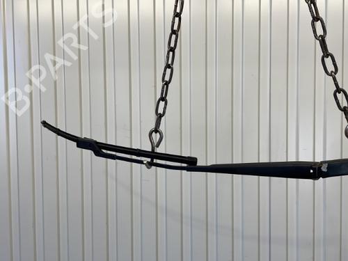 Used Front windshield wiper arm VW TIGUAN (5N_) 2.0 TDI (140 hp) 20915815