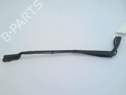 Front windshield wiper arm PEUGEOT 3008 II SUV (MC_, MR_, MJ_, M4_) 1.2 THP/ PureTech 130 (MRHNSM, MRHNSU, MRHNSJ, MRHNYW,... | BP29071772C143 