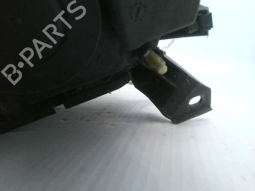 Used Right headlight Right headlight RENAULT CLIO III (BR0/1, CR0/1) 1.5 dCi (BR0H, CR0H, CR1S, BR1S) (106 hp) 38970944 38970944