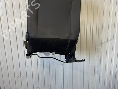 Right front seat DACIA SANDERO II 1.0 SCe 75 (B8JC, B8JD, B8NC) | BP32990948C16 - Image 6