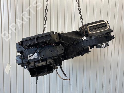 Used Heater matrix box Heater matrix box AUDI Q5 (8RB) 2.0 TDI quattro (170 hp) 27699948 27699948