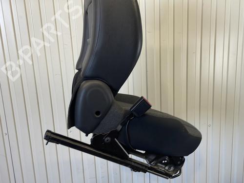 Left front seat CITROËN C3 II (SC_) 1.2 VTi 82 | BP29599866C15  - Image 6