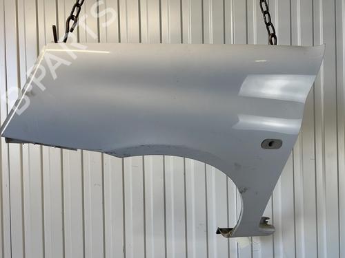 Forskærm venstre RENAULT CLIO II (BB_, CB_) 1.2 16V (BB05, BB0W, BB11, BB27, BB2T, BB2U, BB2V, CB05,... (75 hp) 28387434