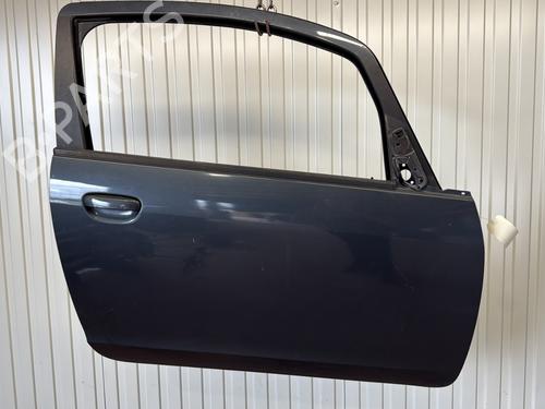 Used Right front door MITSUBISHI COLT VI (Z3_A, Z2_A) 1.3 (Z21A) (95 hp) 25923966
