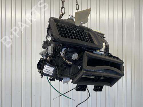 Used Heater matrix box Heater matrix box RENAULT CLIO V (B7_) 1.5 Blue dCi 100 (B7AD) (101 hp) 30787680 30787680