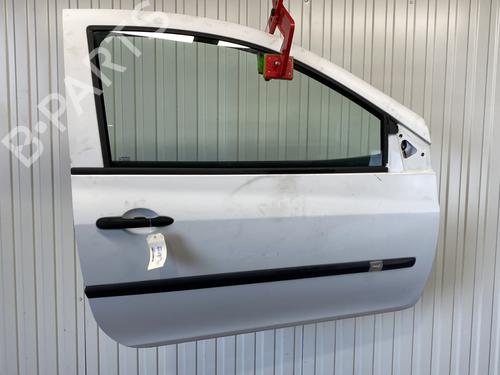 Used Right front door RENAULT CLIO III (BR0/1, CR0/1) 1.5 dCi (C/BR0G, C/BR1G) (68 hp) 23796321