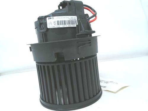 Used Heater blower motor PEUGEOT 2008 I (CU_) 1.2 THP 110 / PureTech 110 (110 hp) 30396783