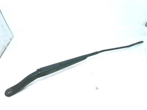 Used Front windshield wiper arm RENAULT MEGANE III Grandtour (KZ0/1) 1.5 dCi (KZ09, KZ0D, KZ1G, KZ29, KZ14, KZ1W, KZ10, KZ1F,... (110 hp) 20912566