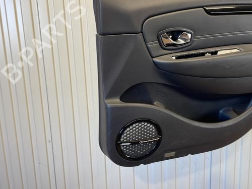 Used Front right panel Front right panel RENAULT SCÉNIC III (JZ0/1_) 1.6 dCi (JZ00, JZ12) (130 hp) 29318458 29318458