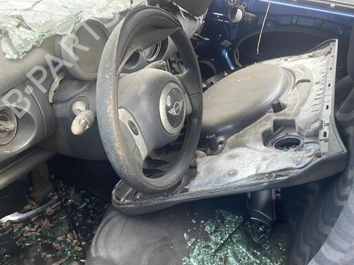 Próg lewy MINI MINI (R50, R53) One | BP22100294C115 