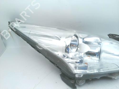 Used Right headlight Right headlight PEUGEOT 3008 I MPV (0U_) 1.6 HDi (114 hp) 32271810 32271810