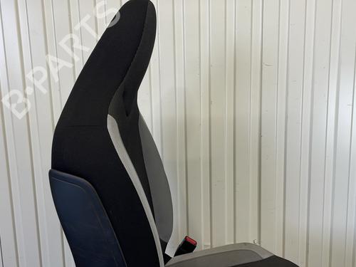 Used Right front seat Right front seat TOYOTA AYGO (_B4_) 1.0 (KGB40) (69 hp) 29758283 29758283