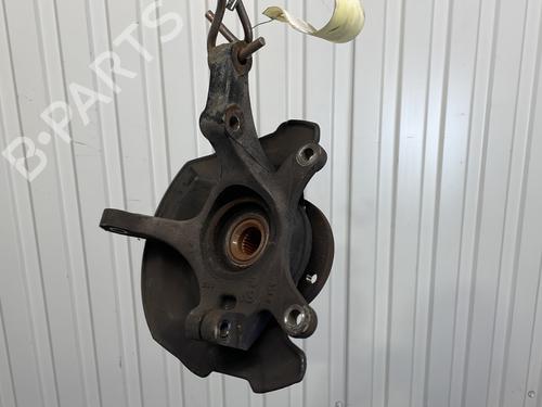 Used Left front steering knuckle Left front steering knuckle SUZUKI SWIFT III (MZ, EZ) 1.3 DDiS (RS413D) (75 hp) 21388825 21388825