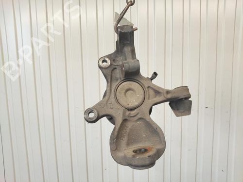 Used Left front steering knuckle Left front steering knuckle MERCEDES-BENZ SPRINTER 3,5-t Van (B907, B910) 315 CDI RWD (907.631, 907.633, 907.635, 907.637) (150 hp) 39072444 39072444