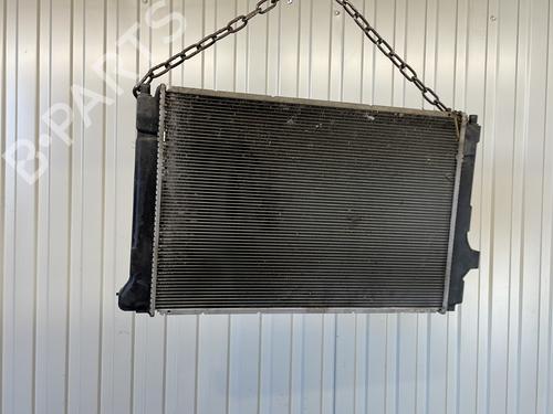 Used Water radiator TOYOTA YARIS (_P13_) 1.5 Hybrid (NHP130_, NHP130) (101 hp) 29599973