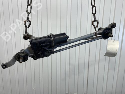 Used Front wiper motor HONDA CIVIC X Hatchback (FC_, FK_) 1.6 i-DTEC (FK9) (120 hp) 30088173