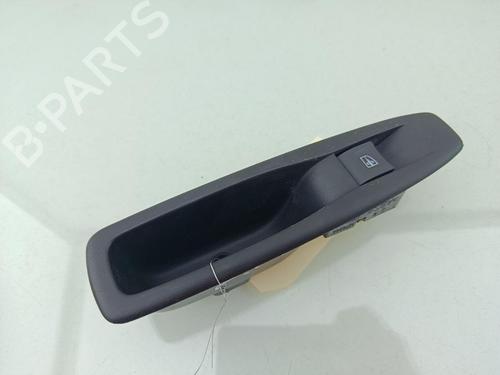 Used Right rear window switch Right rear window switch RENAULT CAPTUR I (J5_, H5_) 1.5 dCi 90 (J5N4, J5M5, J5MW, J5M6, J5AL, J5AJ) (90 hp) 39761199 39761199