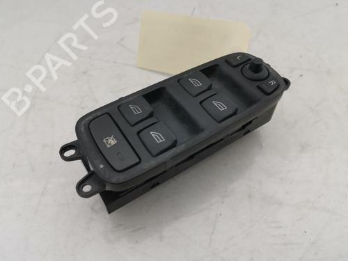 Używane Przełącznik szyby przedniej lewej VOLVO V50 (545) 2.0 D (136 hp) 32321627