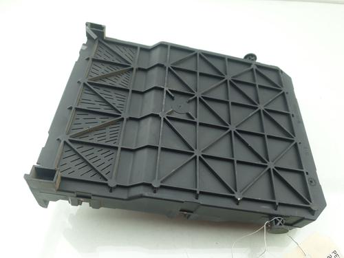 Fuse box PEUGEOT 206 SW (2E/K) 1.6 HDi 110 | BP38056488E1 - Image 3