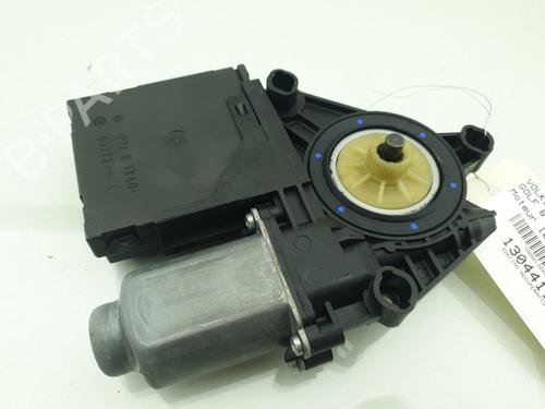 Right front window motor VW GOLF VI (5K1) 1.6 TDI | BP37992638E20 - Image 2