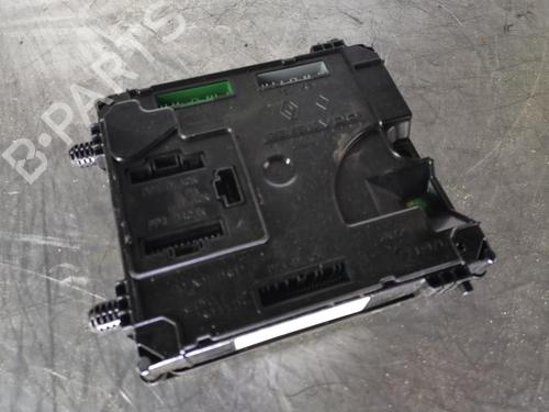 Used Fuse box RENAULT LAGUNA III Grandtour (KT0/1) 1.5 dCi (KT0A, KT0R, KT02) (110 hp) 20924469