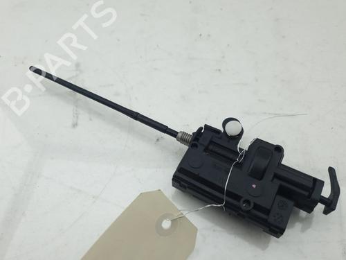 fuel-door-actuator-renault-clio-iv-bh_-2012-2013-2014-2015-2016-2017-2018-2019-2020-2021-36368292 main image