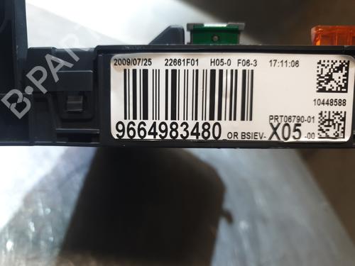 Fuse box CITROËN C3 Picasso (SH_) 1.6 HDi | BP26495411E1