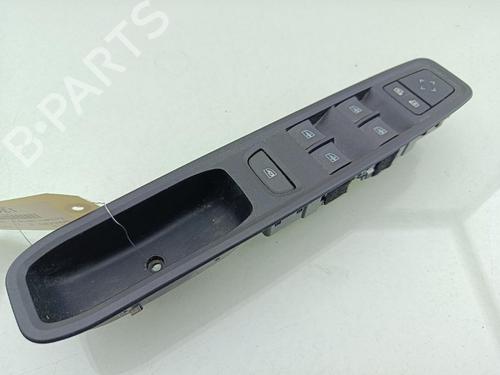 Used Left front window switch Left front window switch DACIA SANDERO III 1.0 TCe 90 (91 hp) 39934158 39934158