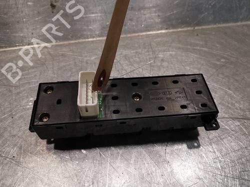 Left front window switch HYUNDAI SANTA FÉ II (CM) 2.2 CRDi GLS 4x4 | BP20923196I27 