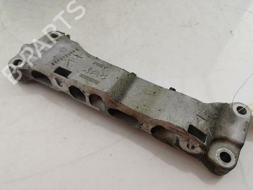 Used Engine mount Engine mount PEUGEOT 508 SW II (FC_, FJ_, F4_) PSE Hybrid4 360 (F45GBT) (360 hp) 32415172 32415172