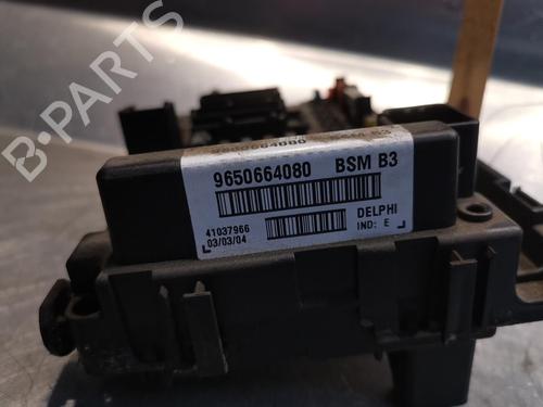 Used Fuse box Fuse box PEUGEOT 307 Break (3E) 1.6 HDi 110 (109 hp) 20918057 20918057