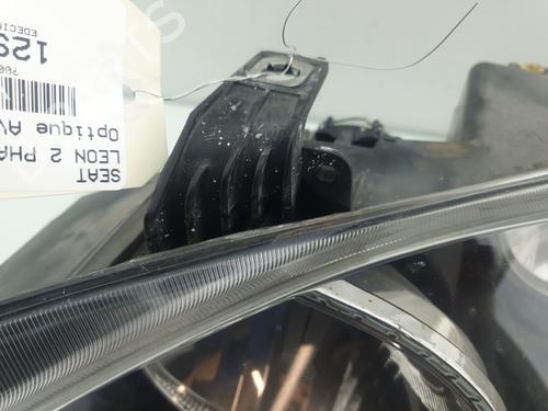 Used Left headlight Left headlight 37500002 37500002