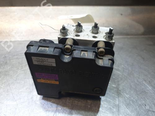 ABS Bremseaggregat TOYOTA YARIS (_P1_) 1.4 D-4D (NLP10_, NLP10R) (75 hp) 26583100