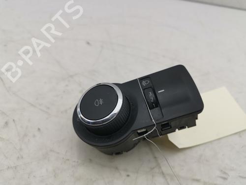 Used Headlight switch Headlight switch CHEVROLET AVEO Hatchback (T300) [2011-2026] 34257901 34257901