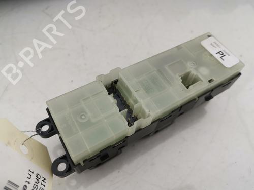 Left front window switch NISSAN QASHQAI I (J10, NJ10) 2.0 dCi All-wheel Drive | BP30793052I27