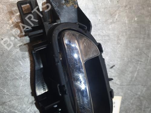 Venstre foran invendig håndtak CITROËN C3 Picasso (SH_) 1.4 VTi 95 (SH8FSC, SH8FP0, SH8FP6) (95 hp) 27636537