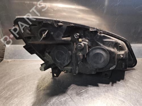 Left headlight RENAULT SCÉNIC II (JM0/1_) 1.5 dCi (JM0F) | BP21215387C28 