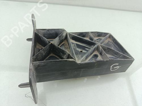 Used Front bumper reinforcement Front bumper reinforcement RENAULT TWINGO III (BCM_, BCA_) 0.9 TCe 90 (BCM9, BCM2) (90 hp) 40054021 40054021