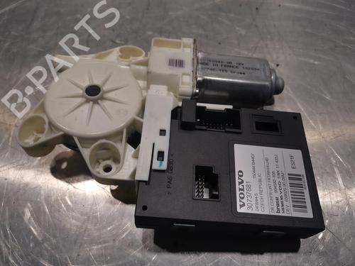 Vindusheismotor høyre foran VOLVO V50 (545) 2.0 D (136 hp) 20920294